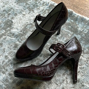 Calvin Klein Joeclyn deep burgundy alligator texture leather almond toe heels.